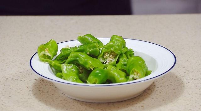 青椒辣吗，薄皮青椒辣吗（不同的辣度适合做不同菜）