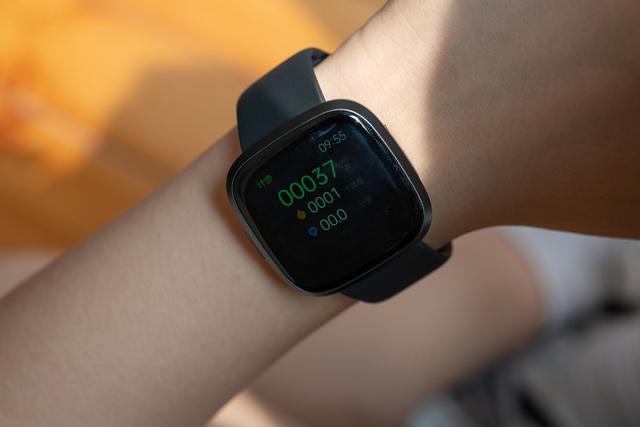 罗能g28智能手表app下载，罗能g28智能手表怎么调时间（G28心电血压智能手表）