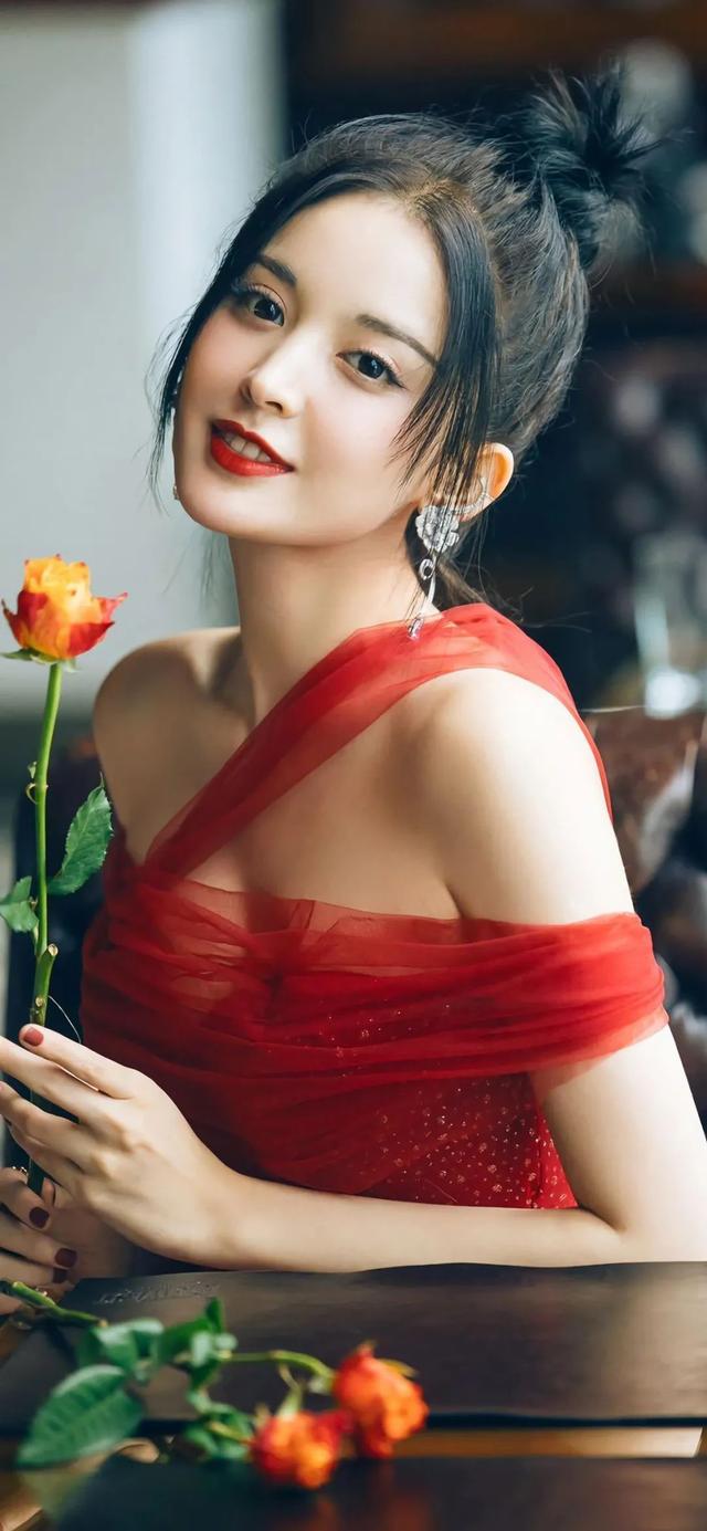 有气质女人晚安说说，有气质女人晚安说说图片大全（精选美女明星手机壁纸合集）