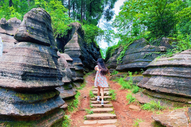 湘西终于开通高铁了，“湘西最美高铁”即将通车