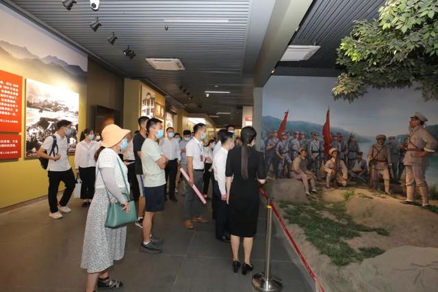 南昌附近一日游必去景点，南昌一日游必去景点推荐（他们都来了......）