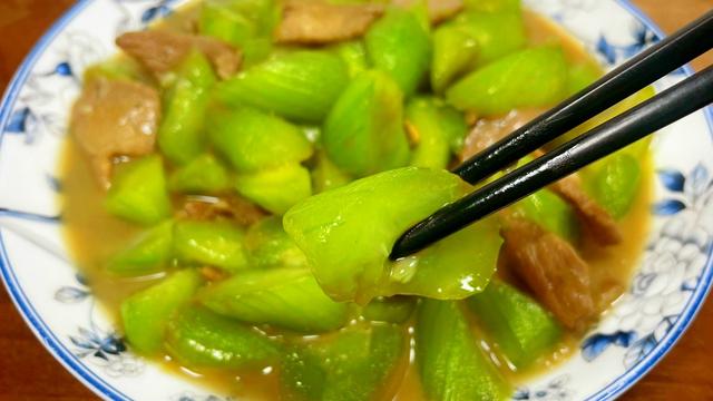丝瓜炒肉的家常做法大全，黄瓜、苦瓜靠边站