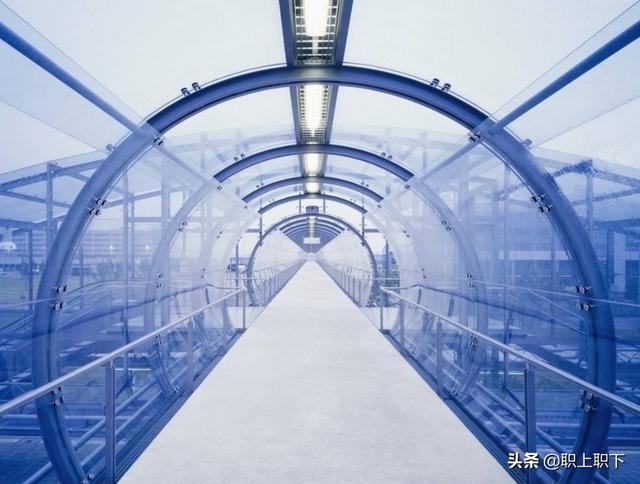 什么工作比较自由，比较自由的工作有哪些（有五种灵活职业平均月薪超8000）