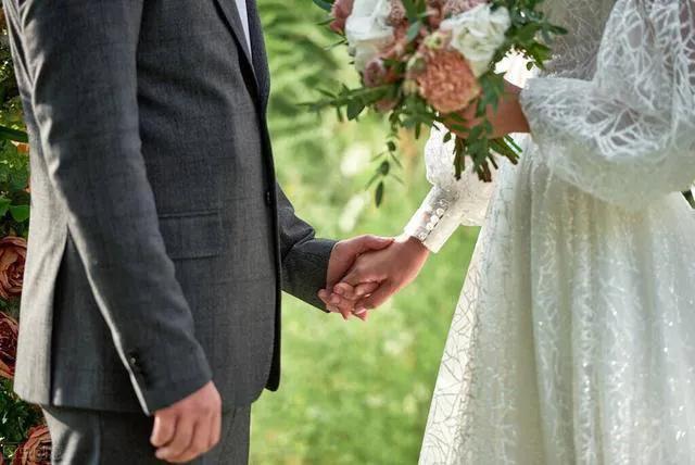 拒绝男生表白的委婉语句，女生婉转拒绝男生表白的说说（拒绝男生表白的文案）