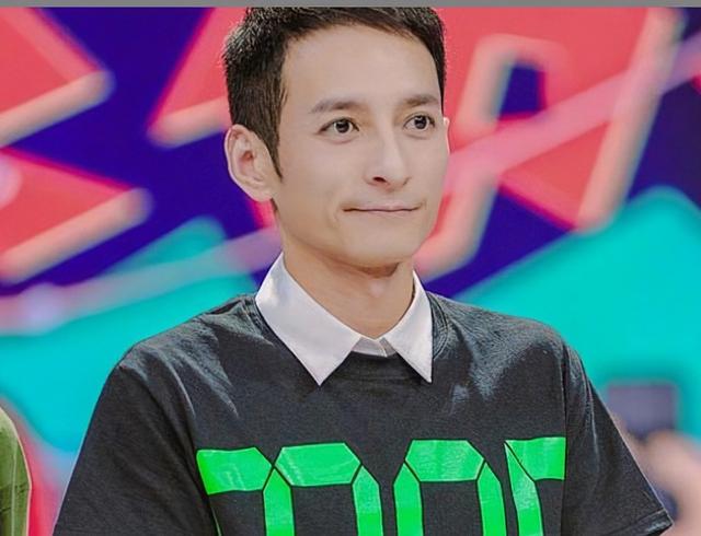 总之,我们以前一直叫嚣这停播的快本,终于"如愿"的结束了,连主持人都