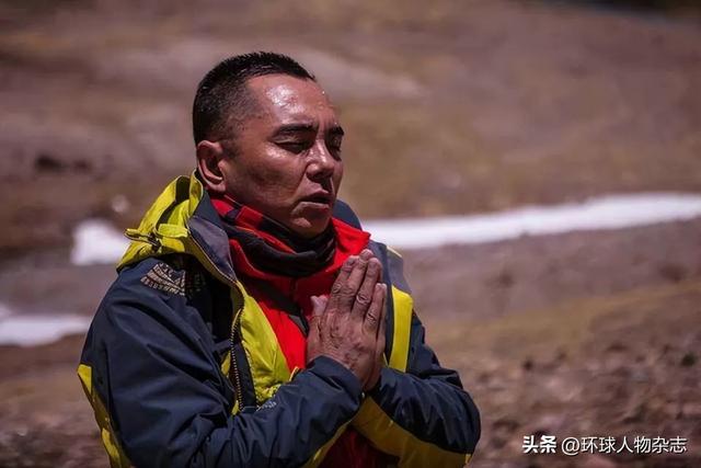 结婚十周年送什么礼物给老婆，结婚周年礼物送什么给老婆好（这个“钻石王老五”，突然栽了）