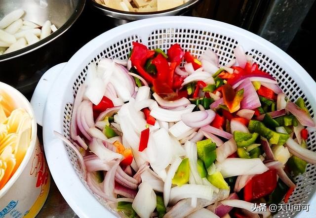 炒洋葱怎么做好吃，洋葱能炒着吃吗？怎么做好吃