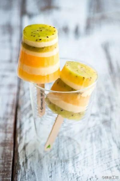 小清新好看的冰淇淋图片大全 夏天就是要来一支冰激凌吃的啊,小清新冰淇淋背景图(冰激凌壁纸:夏日炎炎) 小清新好看的冰淇淋图片大全 夏天就是要来一支冰激凌吃的啊,小清新冰淇淋背景图(冰激凌壁纸:夏日炎炎)