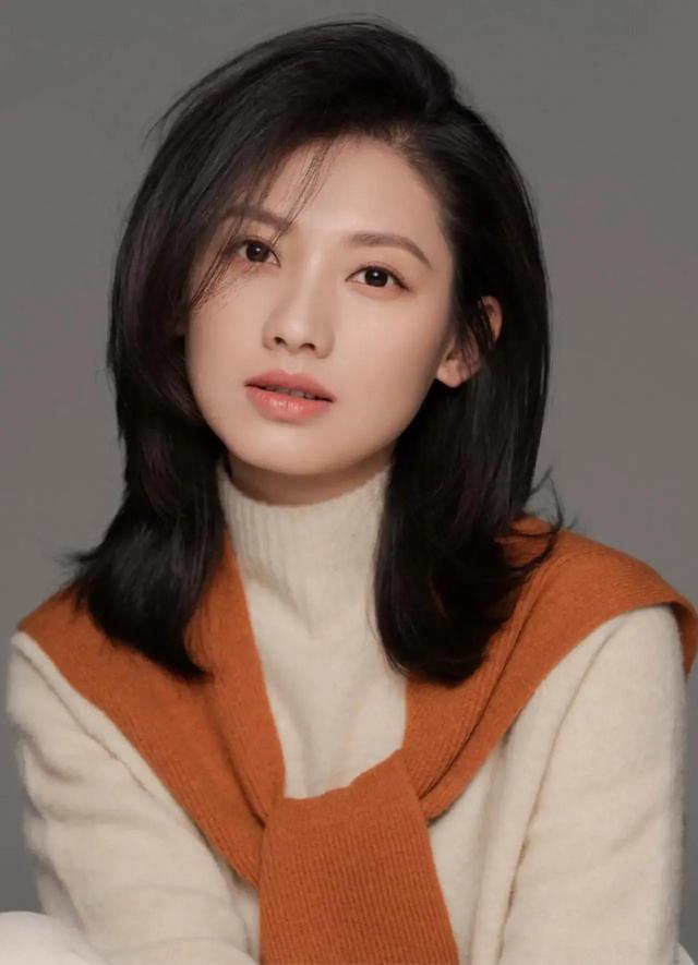 撒贝宁是什么民族，撒贝宁的准确身高是多少阿（回族明星更有魅力）