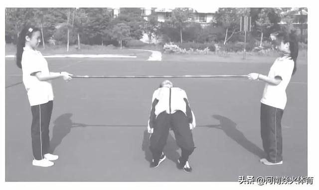 学生手怎么变细长，手变细长的方法（摆脱僵硬提升学生柔韧性的方法）