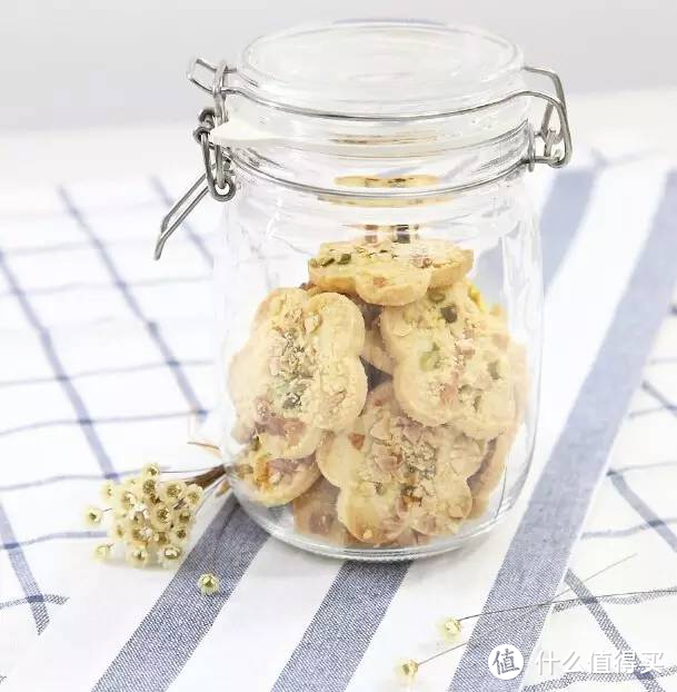 黄油放在冷藏还是冷冻，黄油最简单吃法大全集（手把手带你在冰箱收纳学中上荣耀）