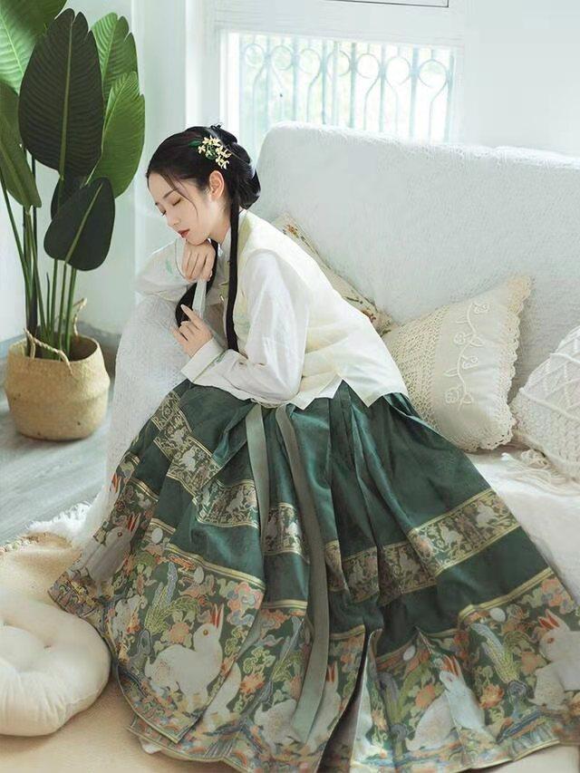 马面裙的搭配方法，马面裙怎么搭配日常衣服（轻松吊打国外奢侈品）