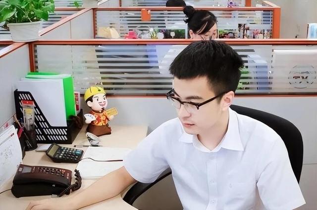 男生职业排行榜，适合男生的长久职业排行榜（“最佳男友”职业排名出炉）