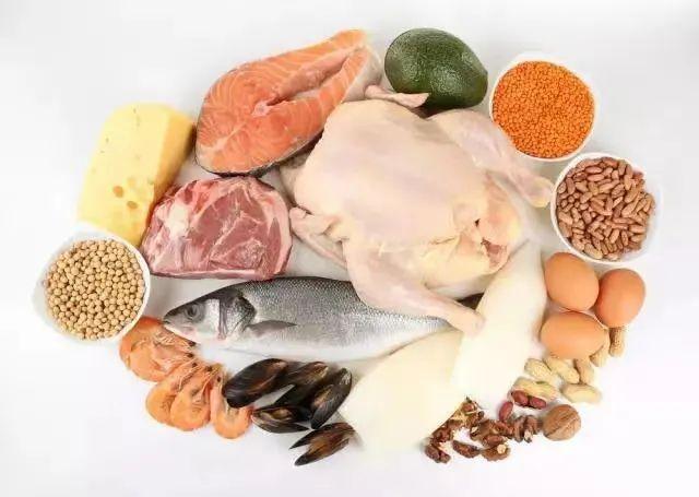 核桃仁怎么炒不会炒焦，核桃仁在锅里炒多久才会香（食堂大叔把炒粉干炒焦了）