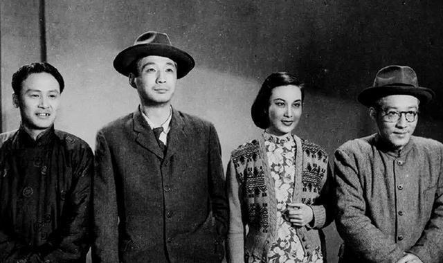 鸡毛信的故事，独立执导《鸡毛信》《天仙配》（鸡毛信的故事儿童版）