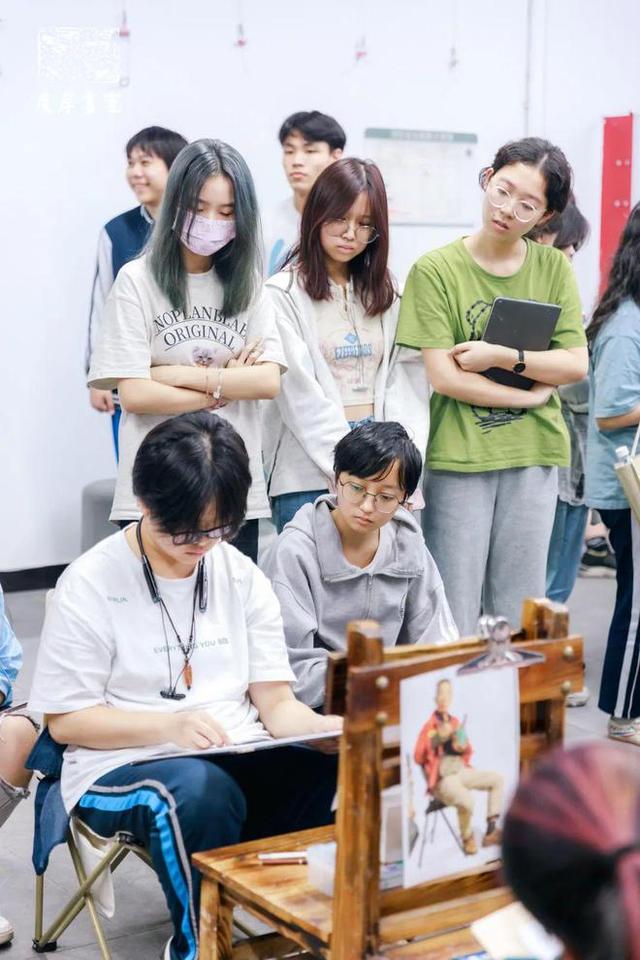 羊简笔画 手把手教你画出超可爱卡通绵羊，羊简笔画（全网都在“羊了个羊”）