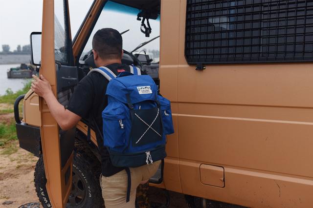 deuter双肩包，包好还是人好-DEUTER多特城市记忆双肩包