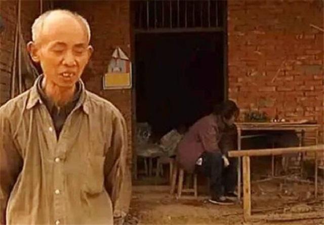19岁女大学生被120元卖掉后续，17年后父亲花1000元赎回