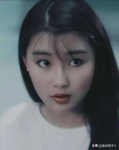 张曼玉年轻的时候到底有多美，风华绝代的女神当年竟然这么美