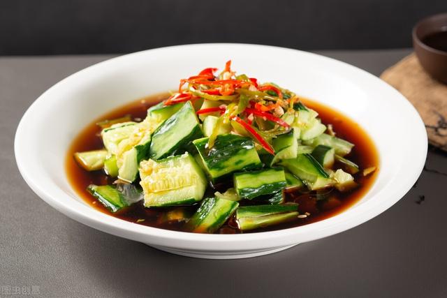 炎炎夏日清凉爽口的，小蝌蚪吃法（炎炎夏日必吃的十道的美食）