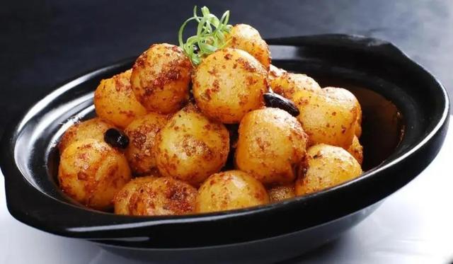 土豆菜最好吃的做法，土豆菜的各种做法（不管是孩子还是大人都喜欢）