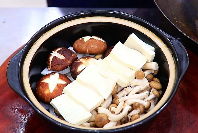 最有效减肥食谱，一周让你饱着瘦下去（这个夏天有口福了）