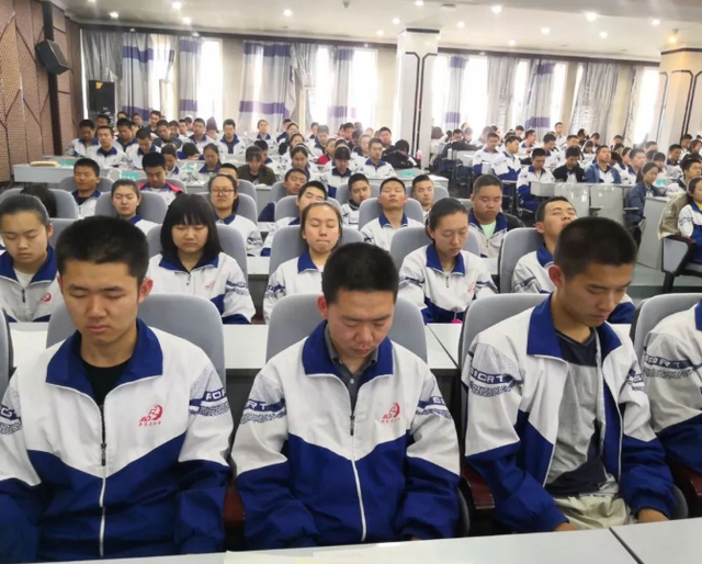 高中上几年，高中上几年大学上几年（学生的学制发生改变）