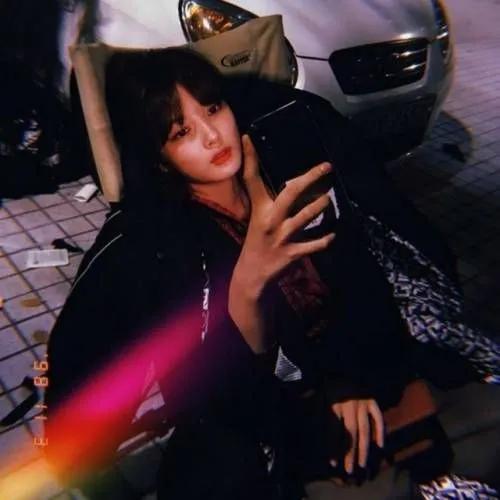 韩国明星头像微信，韩国明星头像（韩国美女明星，金裕贞高清头像）