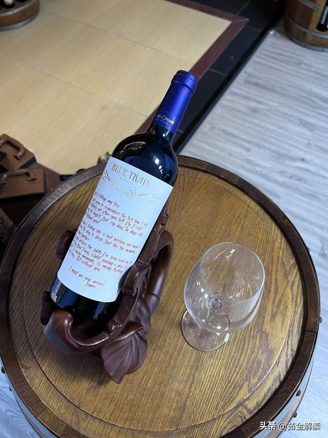 女士睡前红酒推荐，睡前喝那种红酒（可宴请，可独酌，自然淡泊）