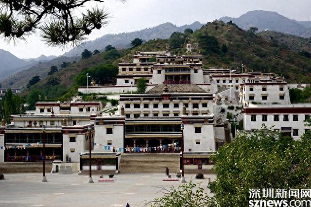 奇观天下| 藏在大青山深处的文化瑰宝——古刹五当召