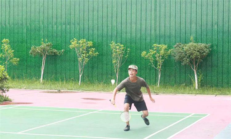 全封闭学校有哪些（浙江全封闭式学校全国排名）