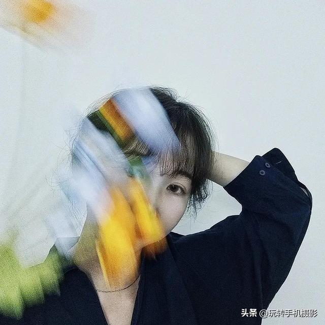 女生模糊头像微信，女生模糊头像（不露脸微信头像自拍）