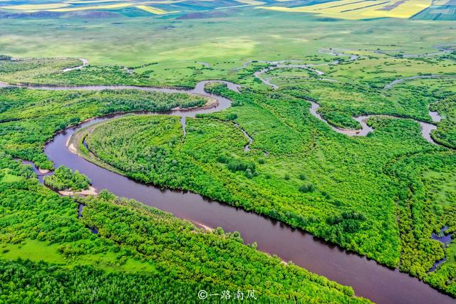 呼伦贝尔在哪里，呼伦贝尔在哪里个城市（中国边境有个呼伦贝尔市）
