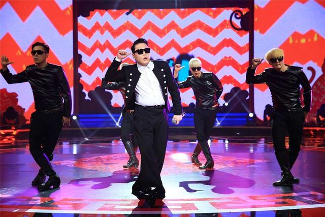 江南style原唱，江南style原唱鸟叔（从鸟叔一曲《江南style》捞金150亿）