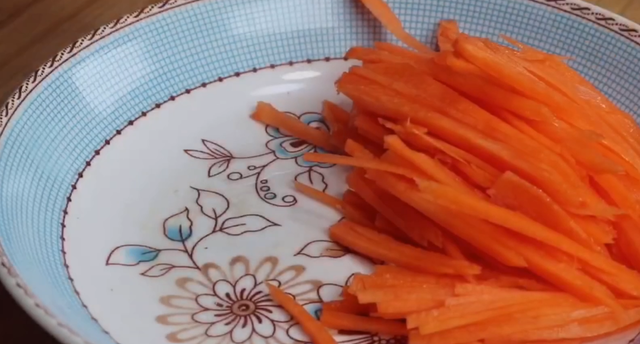 粉丝需要泡多长时间，粉丝要泡多久（这做法我也是第一次见）