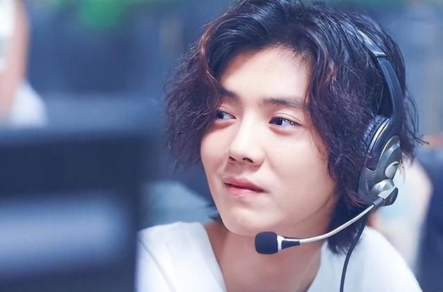 卫生队的故事电视剧剧情，电视剧卫生队的故事演员表（今8位老成员相比）