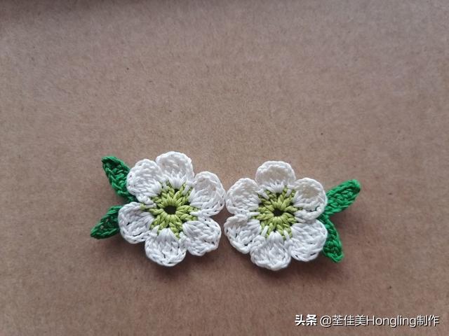 钩针编织小花朵，钩针编织花朵简单易学（新手半个小时就可以钩出来送给自己）