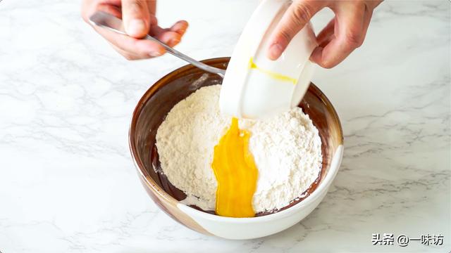 面片汤的家常做法，家常面片汤的食谱（非常适合当早餐和晚餐吃）