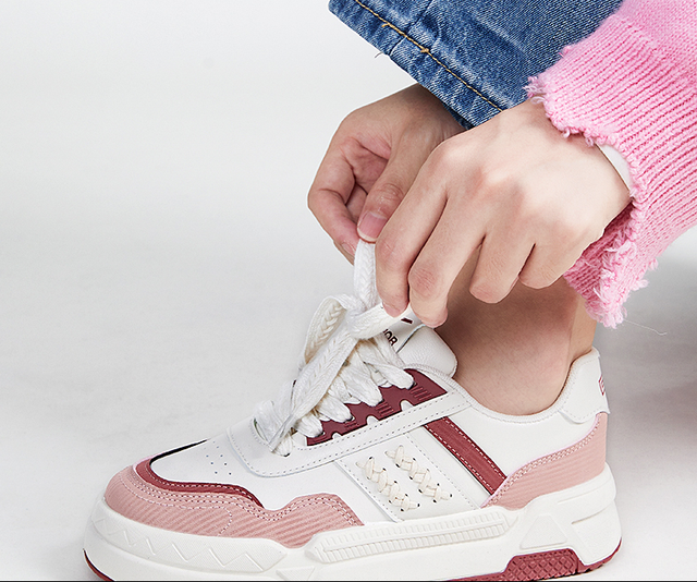 又好看又耐穿的休闲鞋，2023春天流行什么款式的休闲鞋