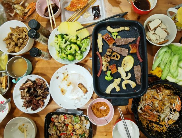 暂停按钮与停止按钮的区别，开始暂停按钮（暂停键下的小区生活）