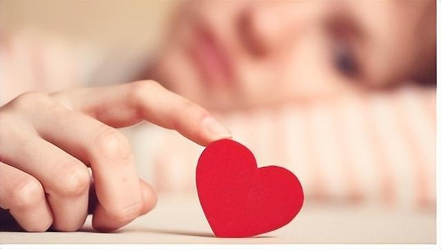 女朋友说不喜欢我了怎么挽回，女朋友说不爱了怎么挽回（怎么能挽救女朋友跟我不分手了）