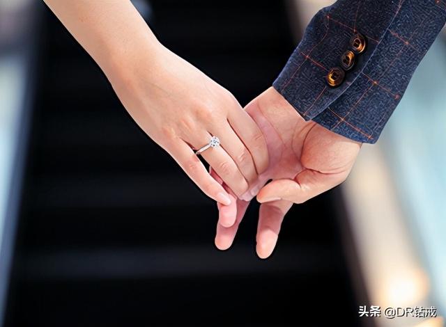 100种浪漫的求婚方式，十种浪漫求婚方式（怎么求婚比较浪漫，求婚必看）