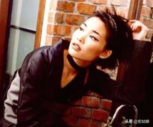 网络歌手名单大全，网络歌手排行榜（“命途多舛”的10位知名歌手）