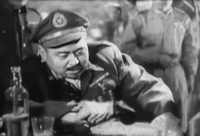 小兵张嘎简介，小兵张嘎简介30个字（《小兵张嘎》里的胖翻译叫王澍）