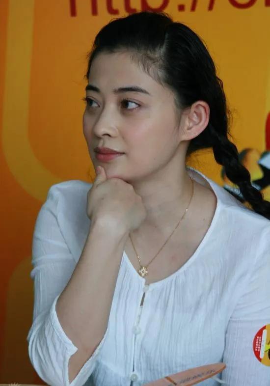 著名女演员梅婷简历，“风韵犹存”的梅婷