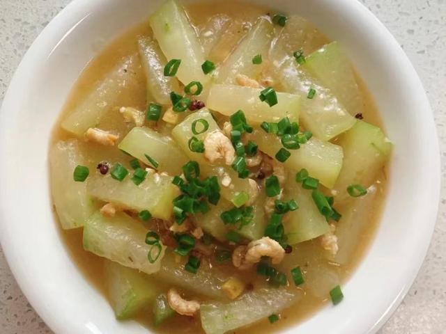 夏天有什么蔬菜，夏季都有什么时令蔬菜（夏天必吃的九种蔬菜）