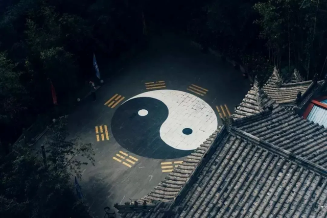 十二月是什么星座，十二星座从一月到十二月分别是什么星座（12时辰、生肖的划分）