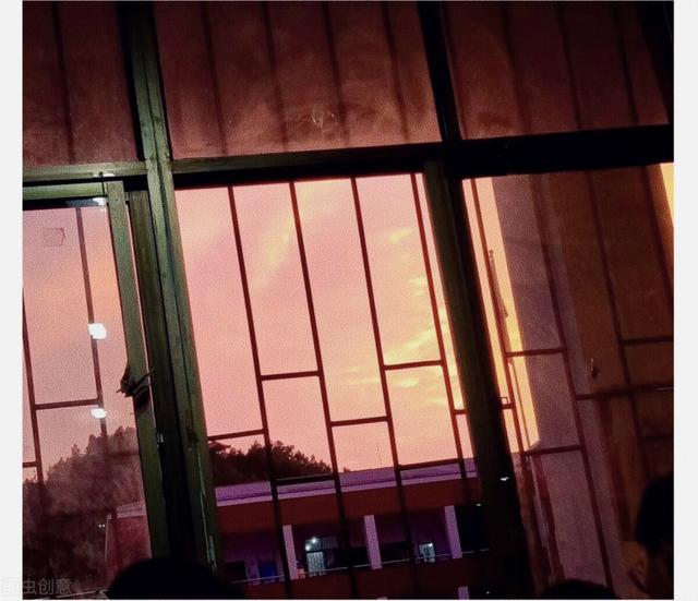 少年的说说，花有重开日,人无再少年的说说（前方自有光芒——关于年少的少年句子）