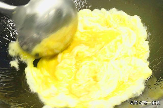 小白菜怎么做好吃，小白菜汤怎么做好吃（这5种常见的野菜）