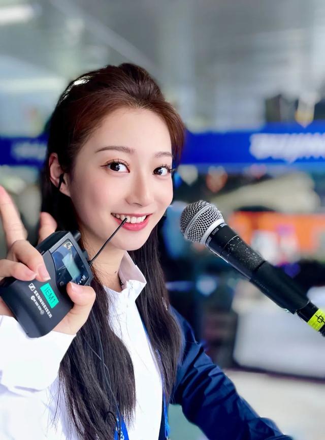 东方卫视主持人，东方卫视六大主持人怎么样了（东方卫视两位新主持人）